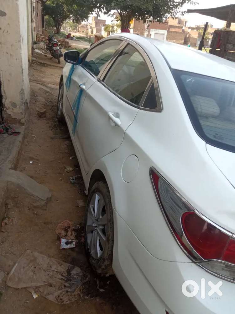 Hyundai Verna Sx O 2013