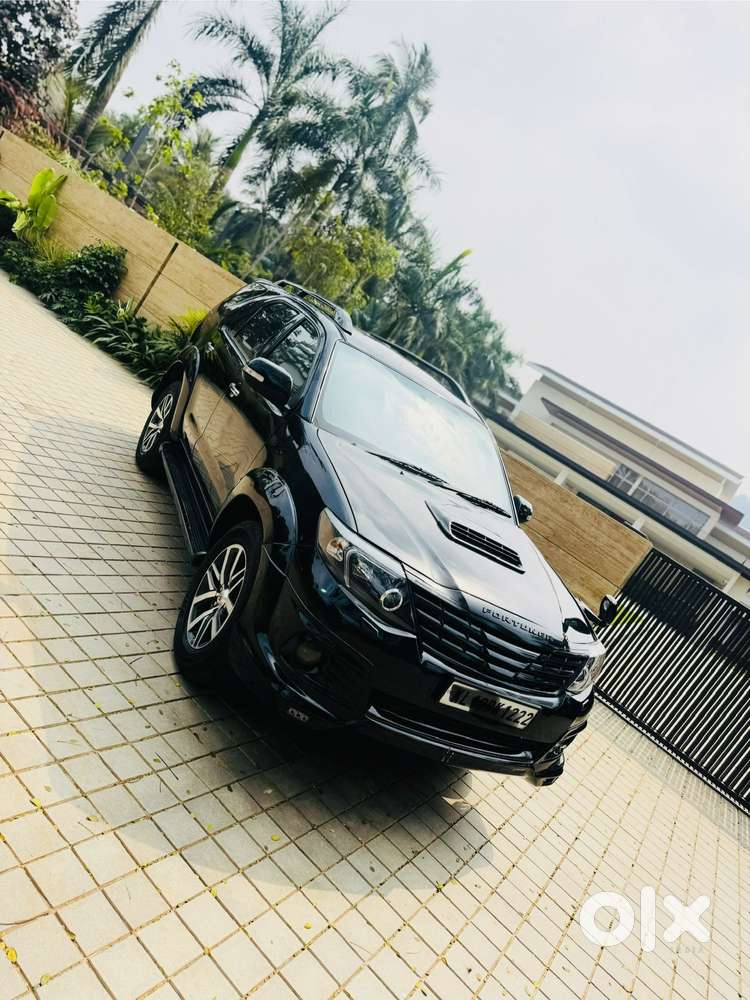 Toyota Fortuner 3.0 4x4 Limited Edition Mt, 2010, Diesel