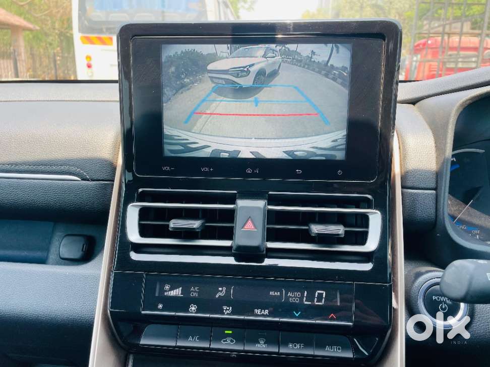 Maruti Suzuki Invicto