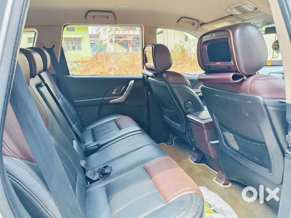 Mahindra Xuv500 W8 Topend Model Well Maintained