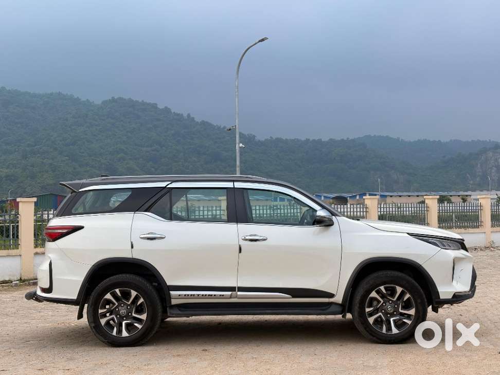 Toyota Fortuner Legender 4x4 At 2.8, 2022, Diesel