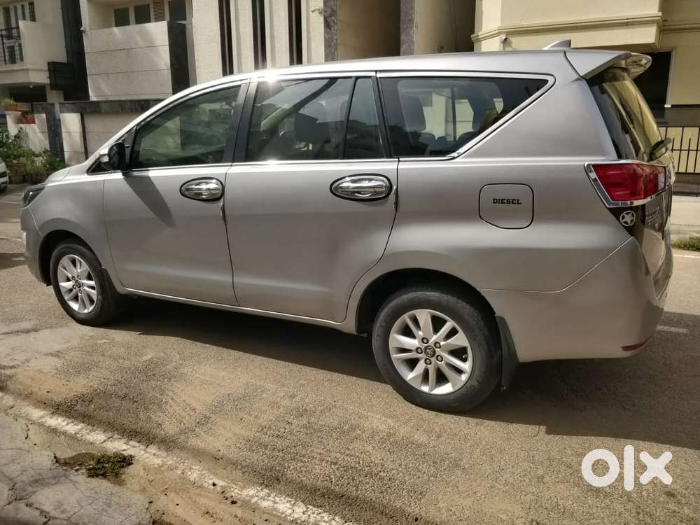 Toyota Innova Crysta 2.4 G Mt, 2016, Diesel
