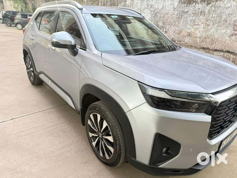 Honda Elevate 2025 Petrol 14000 Km Driven