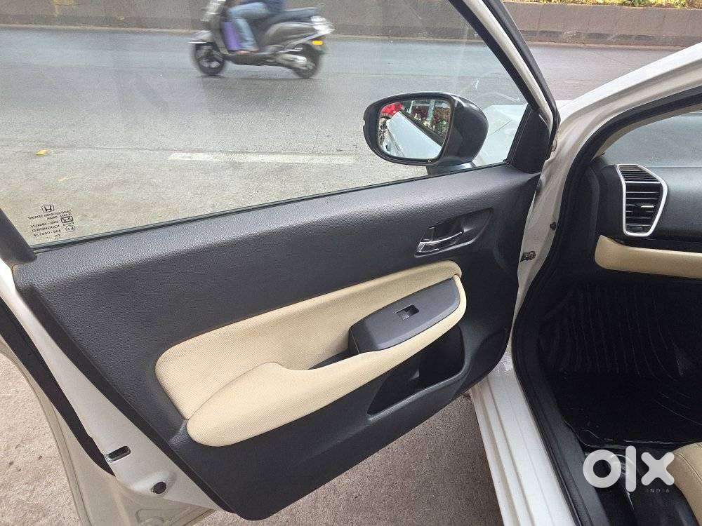 Honda City 1.5 V 5th Gen I-vtec Mt, 2021, Petrol