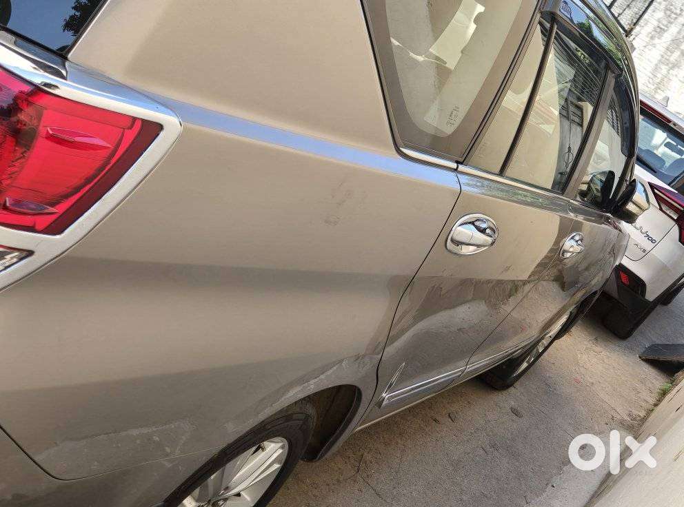 Toyota Innova Crysta Zx 2.4 Diesel 7 Seater, 2017, Diesel