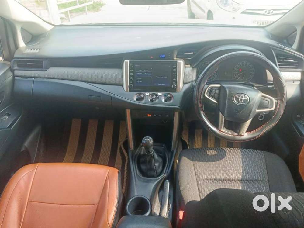 Toyota Innova Crysta 2.4 G Mt 8s, 2021, Diesel