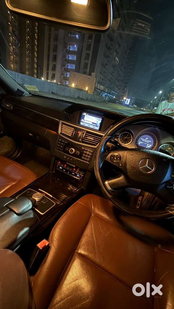 Mercedes-benz E-class Petrol 2011