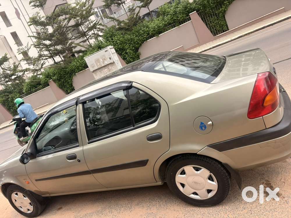 Ford Ikon 2002 Petrol