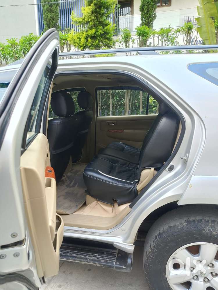 Toyota Fortuner 3.0 4x4 Manual, 2010, Diesel