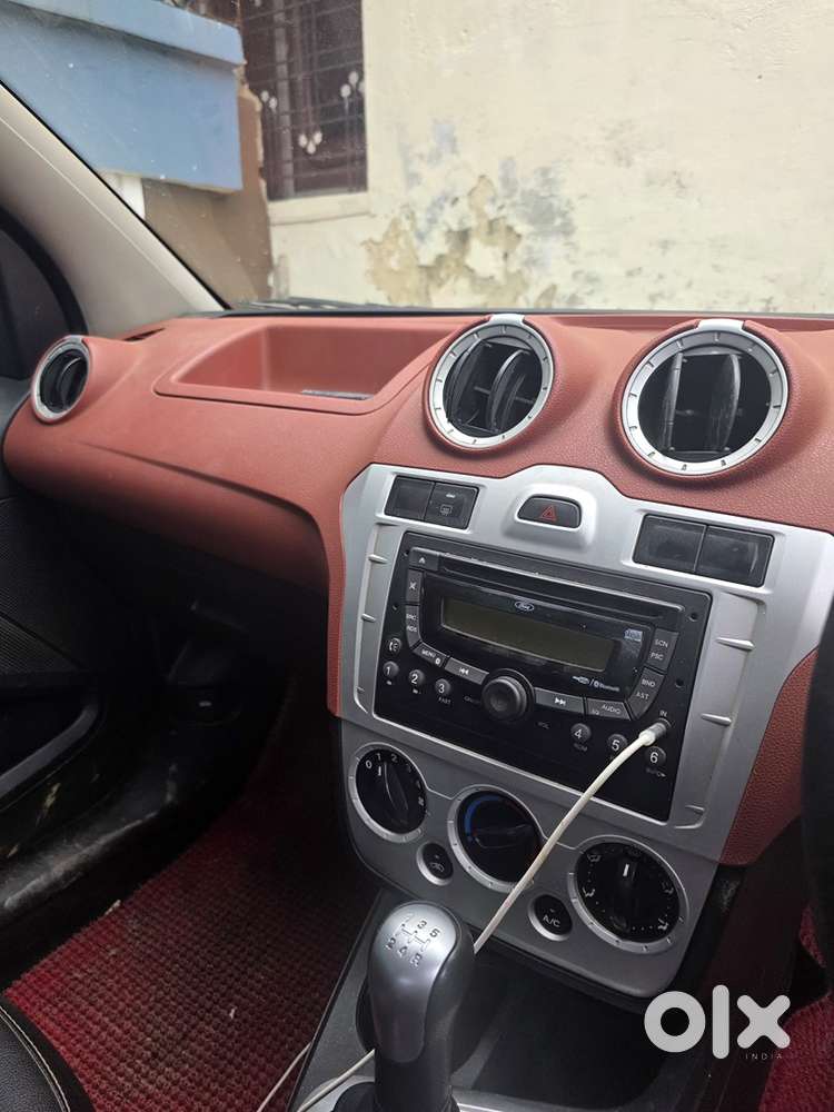 Ford Figo Petrol 2010