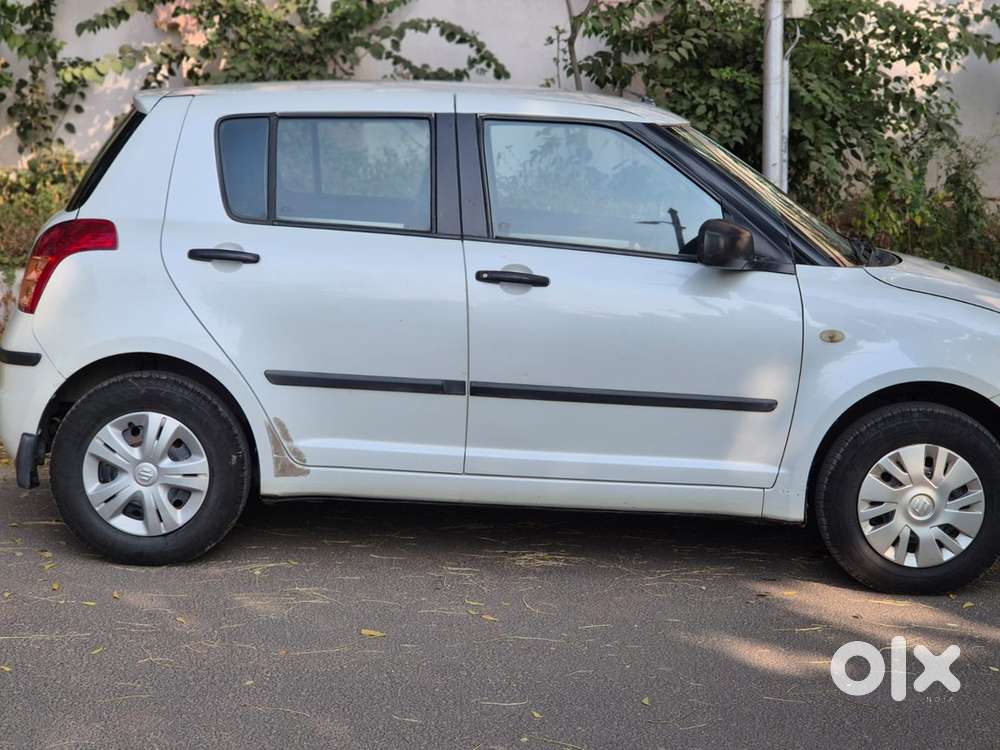 Maruti Swift Petrol 2010