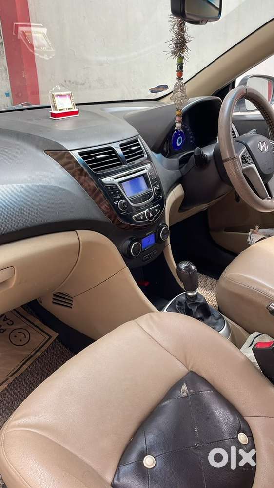 Hyundai Fluidic Verna 2013