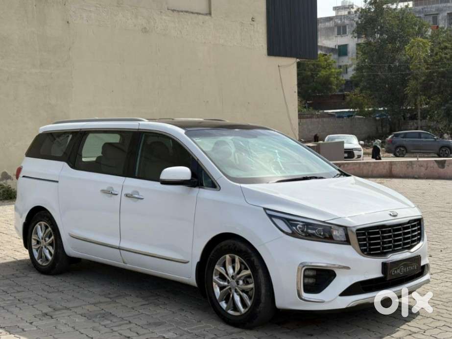 Kia Carnival Limousine Plus 7 Str, 2020, Petrol