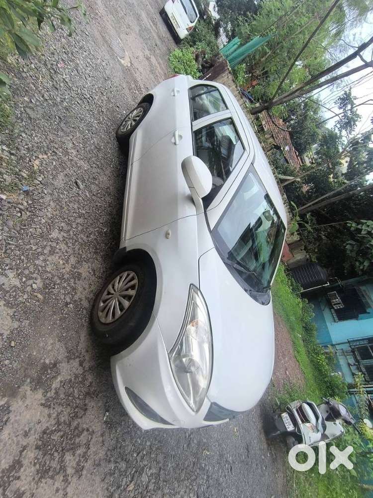 Maruti Suzuki Dzire 1.2 Lxi, 2019