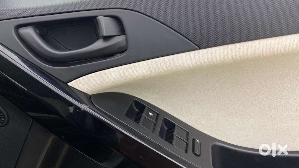 Tata Curvv Pure Plus S 1.2 Revotron Petrol 7dca, 2025, Petrol