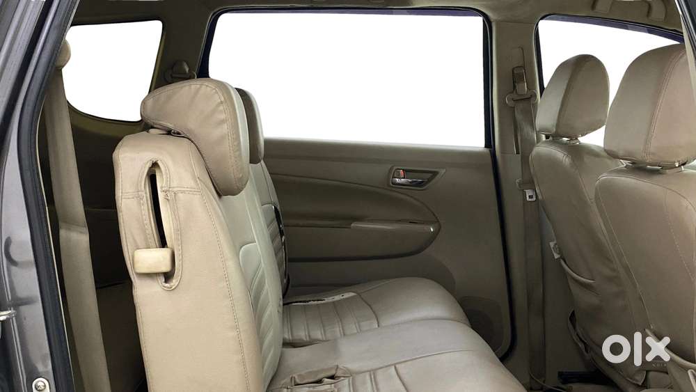 Maruti Suzuki Ertiga Vxi Cng, 2016, Cng & Hybrids