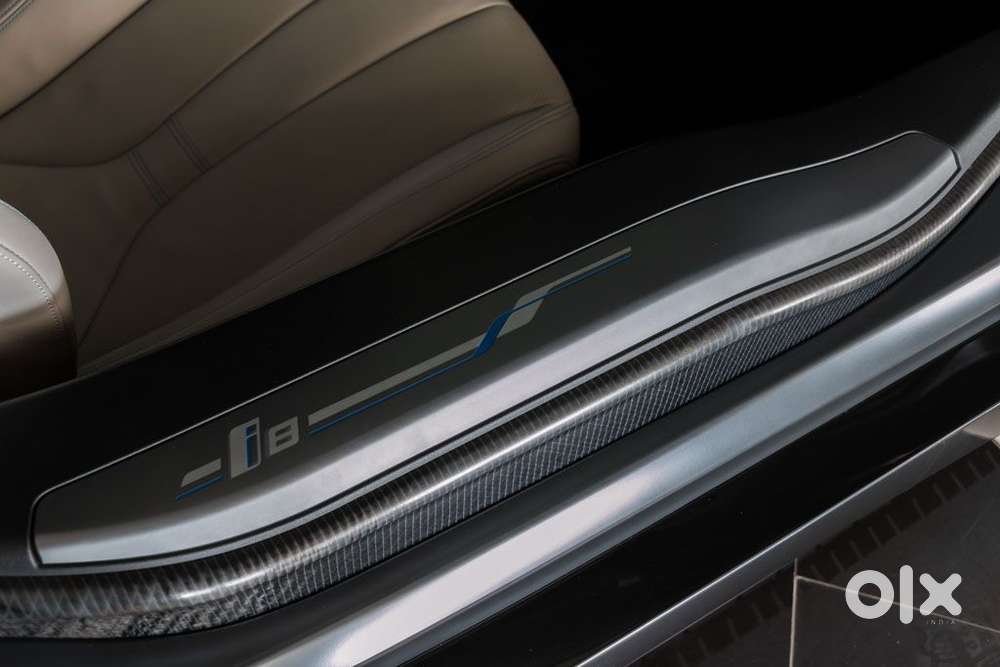Bmw I8 Petrol 2014  Plug-in Hybrid