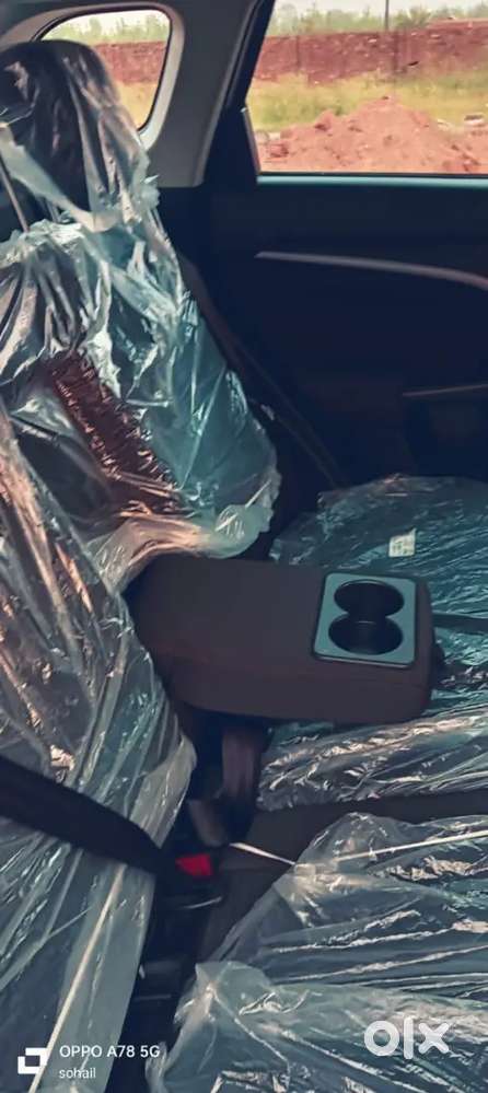 Maruti Suzuki Brezza 2024 Petrol 12800 Km Driven