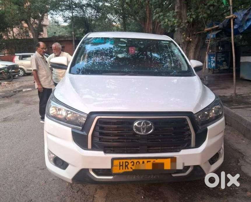 Toyota Innova Crysta 2.4 G Mt 7 Str, 2023, Diesel
