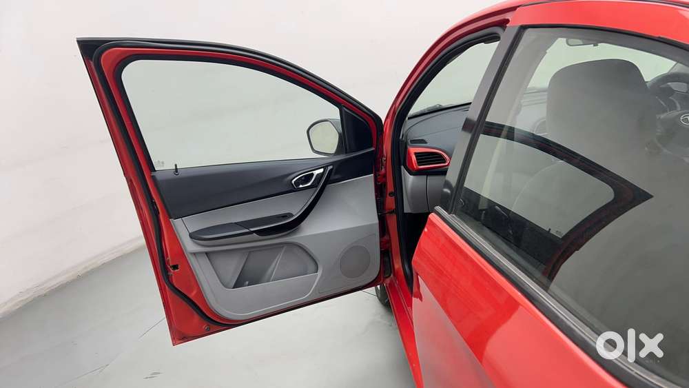 Tata Tiago Xza Plus, 2020, Petrol