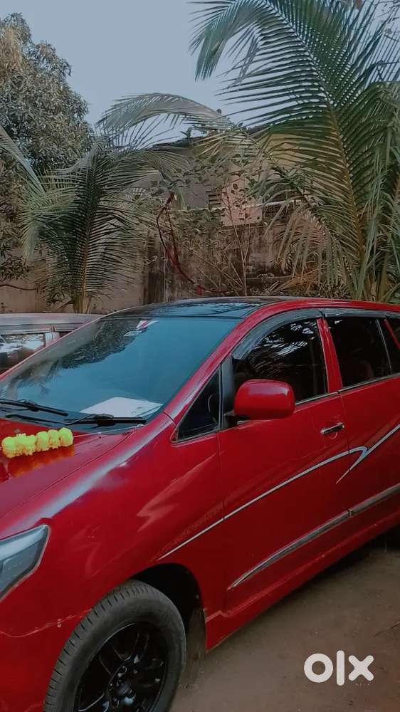 Innova Car In Good Condition