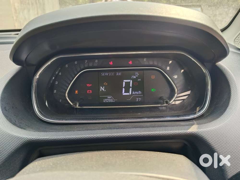 Tata Tiago 1.2 Revotron Xza Plus Amt, 2024, Cng & Hybrids