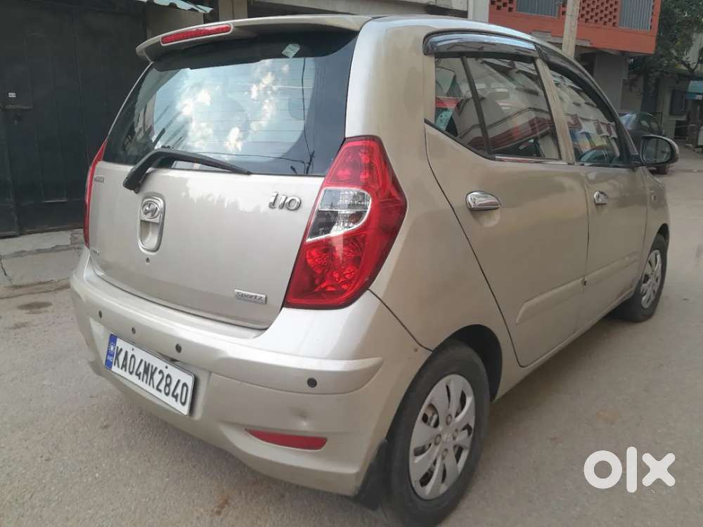 Hyundai I10 Sportz At, 2012, Petrol