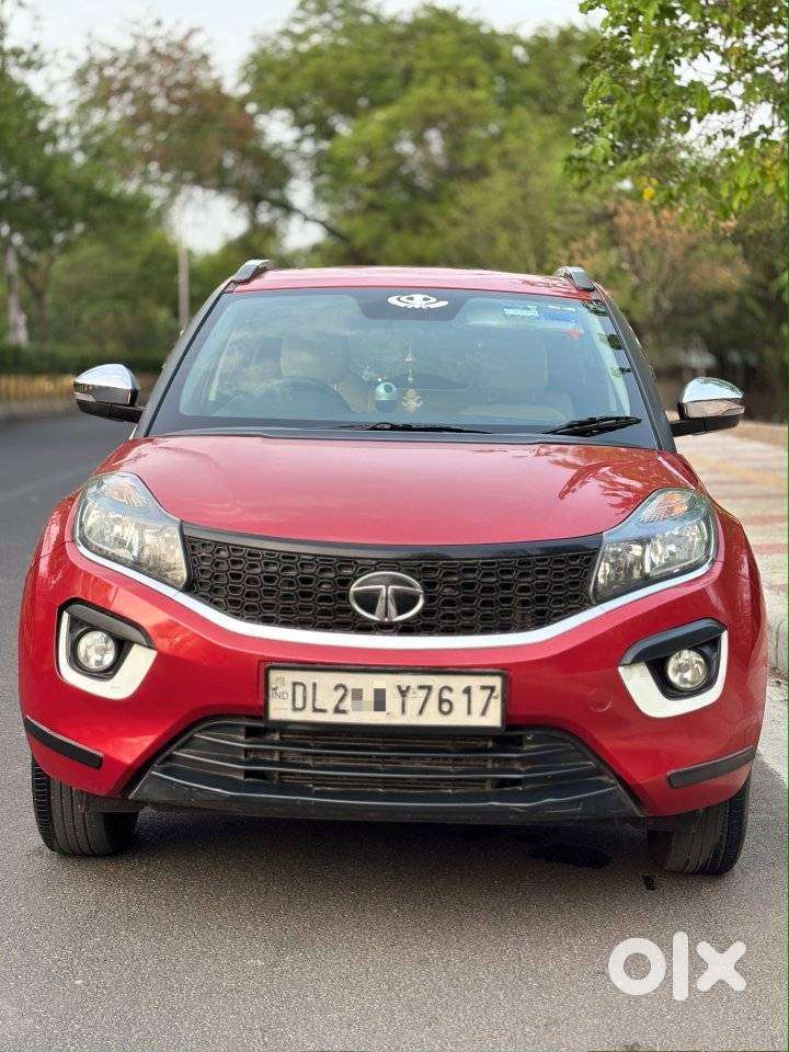 Tata Nexon 1.2 Revotron Xm (s), 2018, Petrol