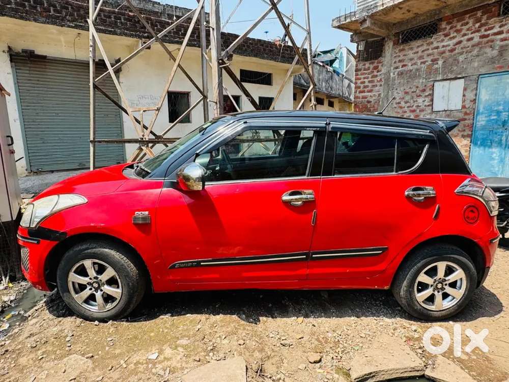 Gadi Me Koi Kaamnahi