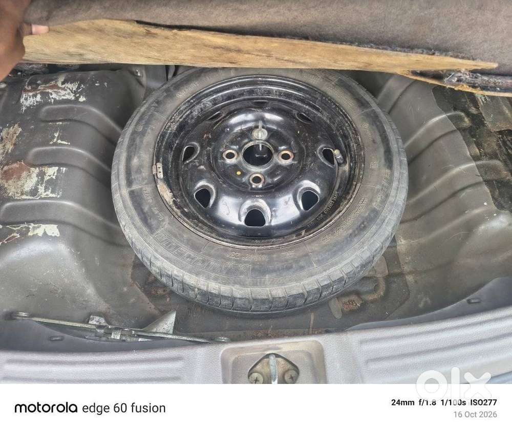 Maruti Suzuki Estilo Vxi, 2011, Petrol
