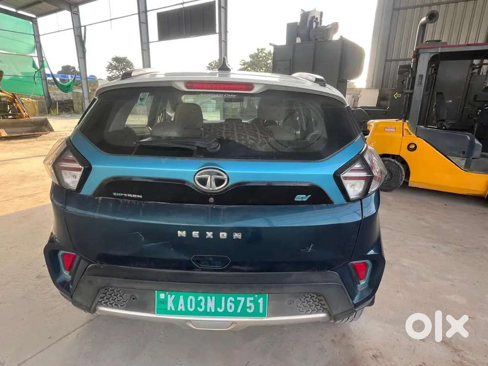Tata Nexon Ev Max 2021 Variant