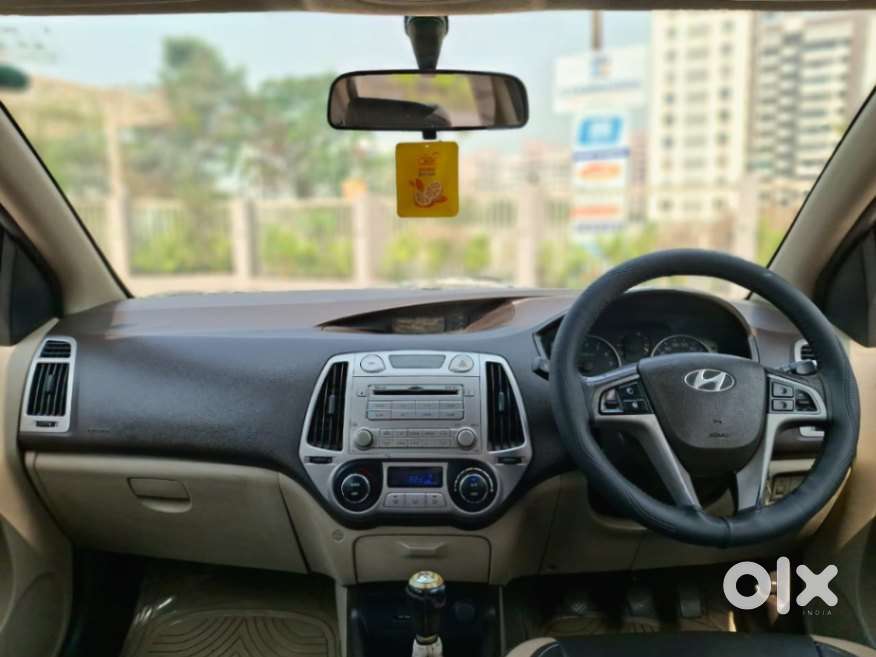 Hyundai I20 Asta 1.2 O With Sunroof, 2011, Petrol