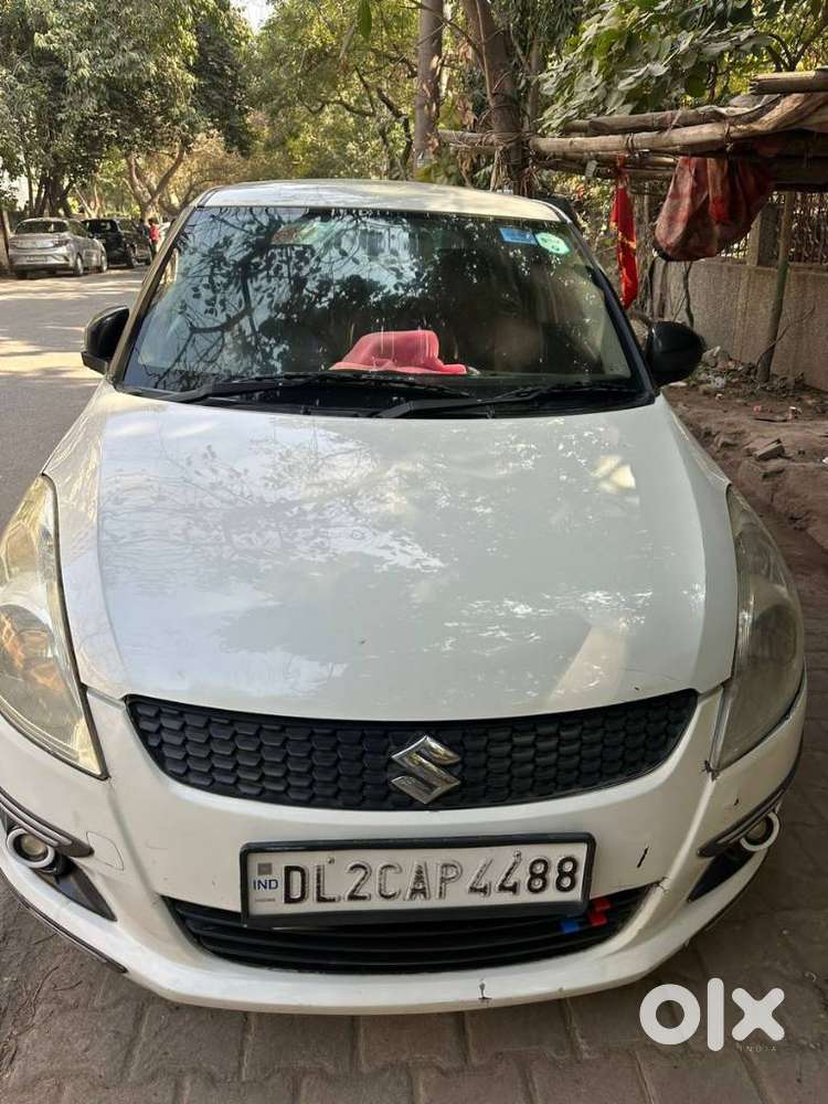 Maruti Suzuki Swift Lxi Option, 2012, Cng & Hybrids