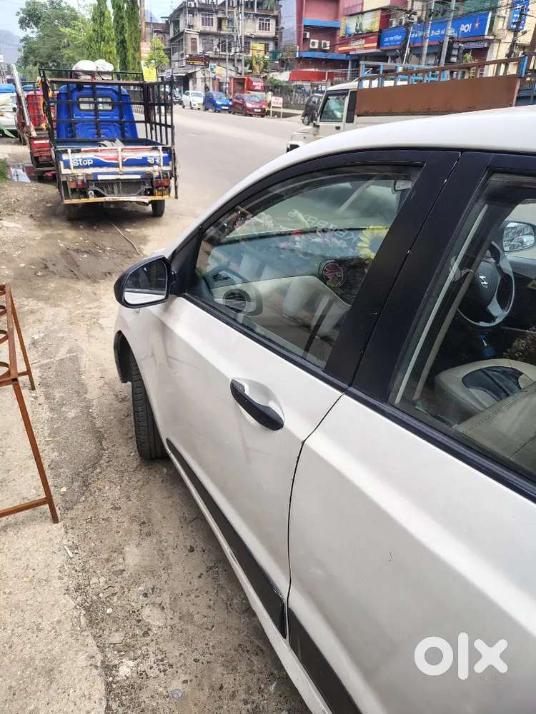 Hyundai Xcent 2015 Diesel 136000 Km Driven