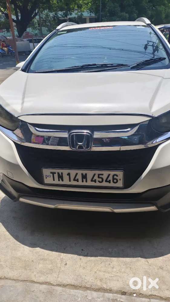 Good Condition. Milage 25 Km/litter . Full Option