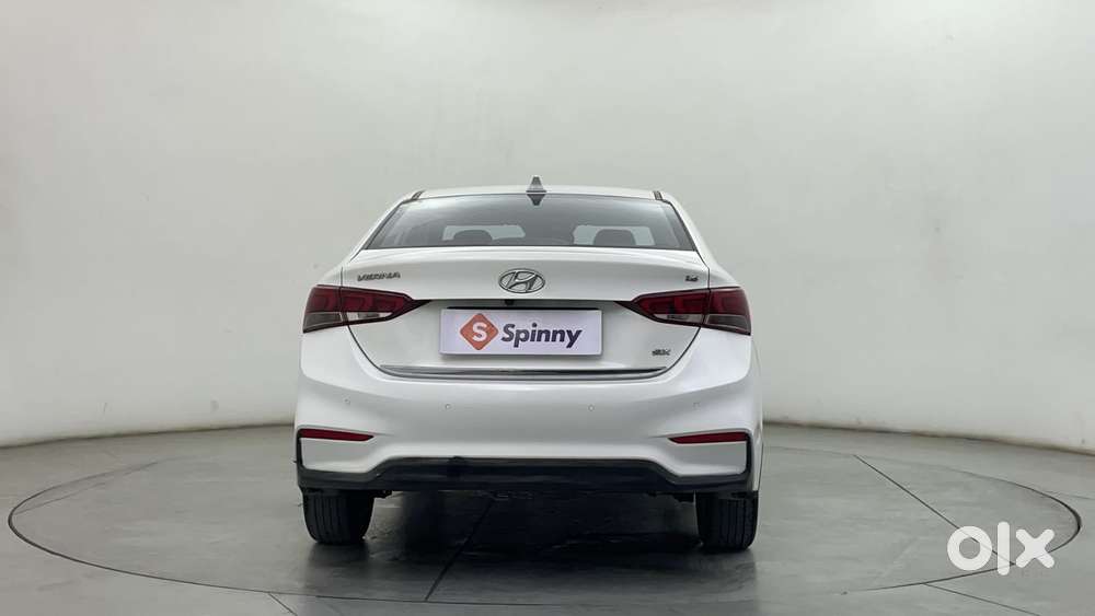Hyundai Verna [2015-2017] Fluidic 4s 1.6 Crdi Sx (o) At, 2018, Petro..