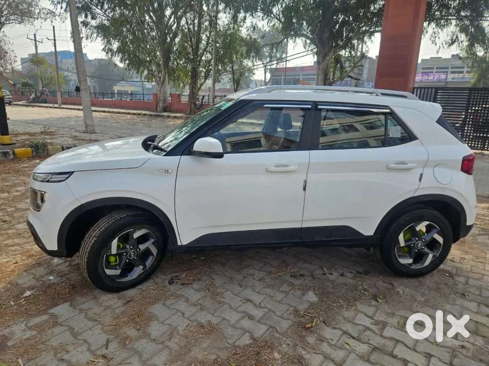 Hyundai Venue 2019 Petrol 57000 Km Driven Wsr