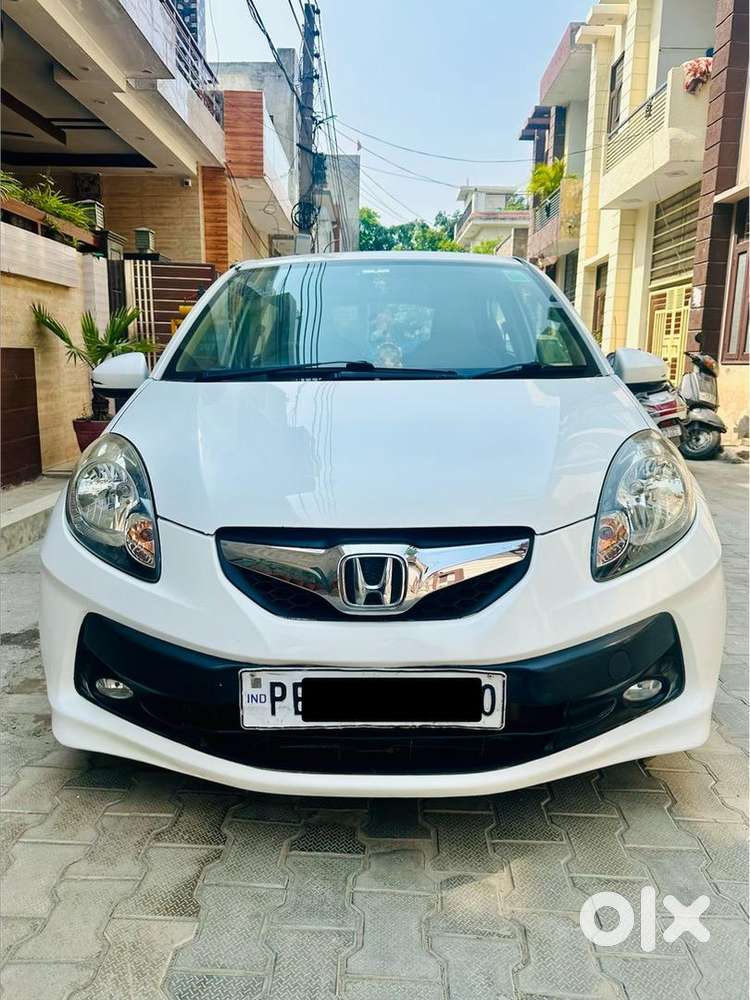Honda Brio 2016 Vx 1.2 At Petrol Well Maintained