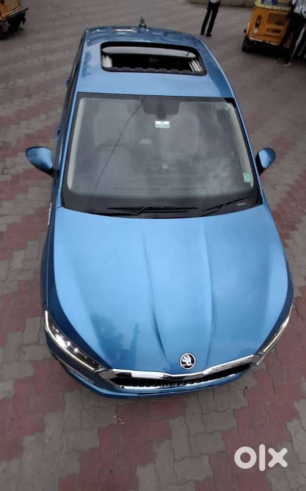 Skoda Slavia 1.0 Tsi Style At, 2023, Petrol