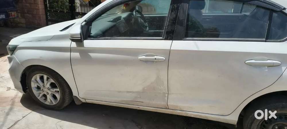Honda Amaze 2nd Gen 2019 Diesel 102061 Km Driven. 25+kmpl Mileage