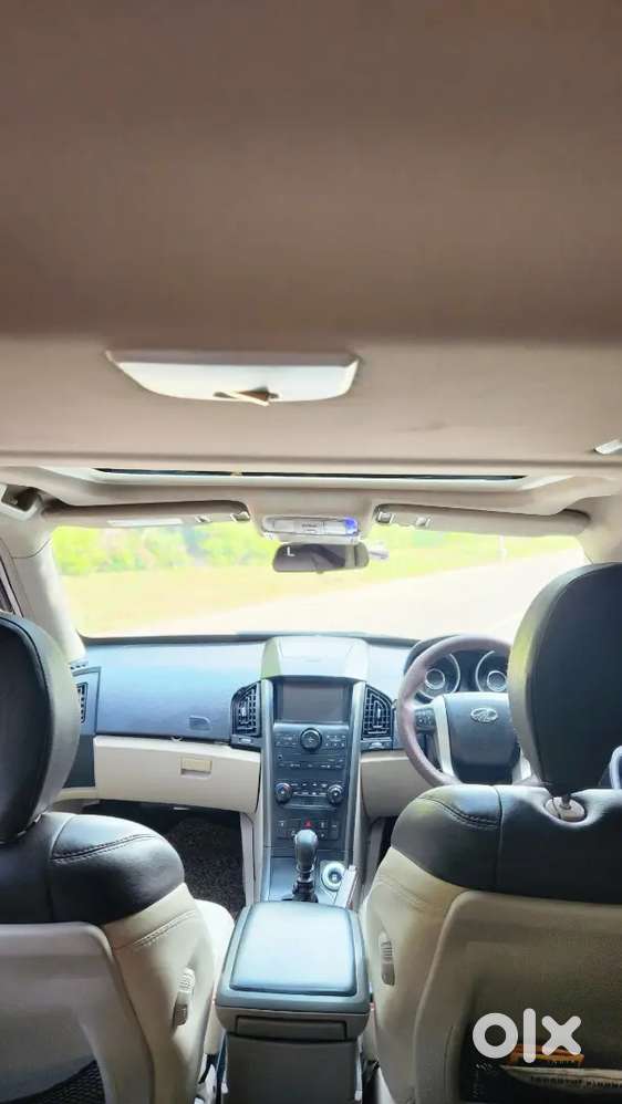 Mahindra Xuv500 2.2 W10 2016