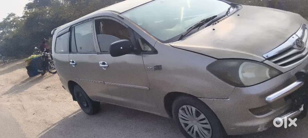 Innova 2010 Model