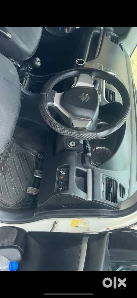 Maruti Swift Vxi Abs 2012