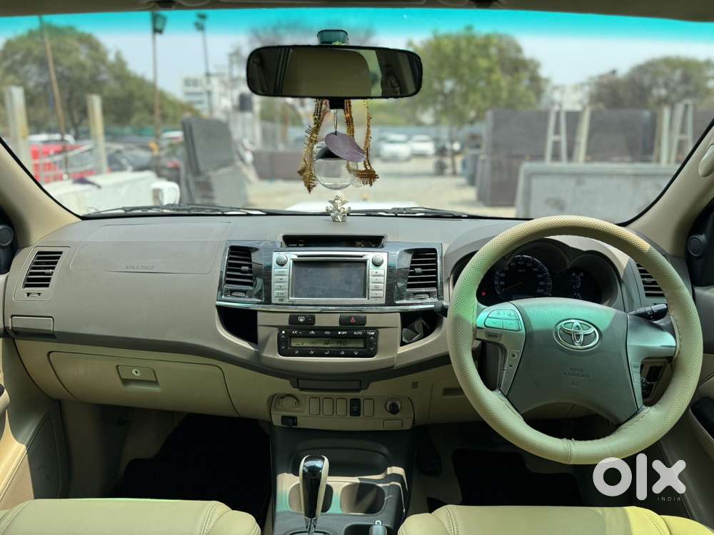 Toyota Fortuner 3.0 4x2 Automatic, 2012, Diesel