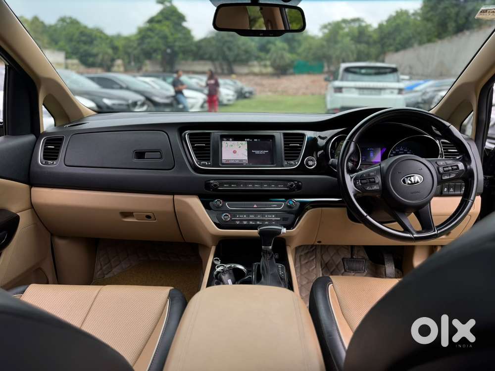 Kia Carnival Premium, 2020, Diesel