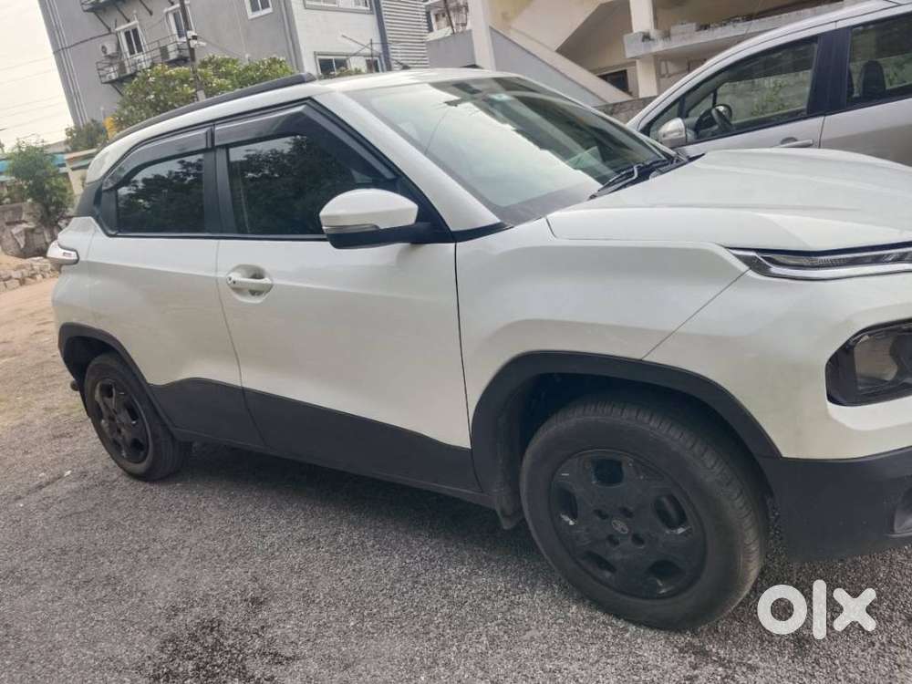 Tata Punch Pure, 2022, Petrol
