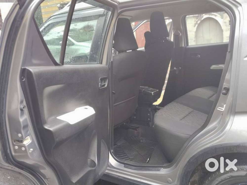 Maruti Suzuki Ignis 1.2 Alpha Mt, 2022, Petrol