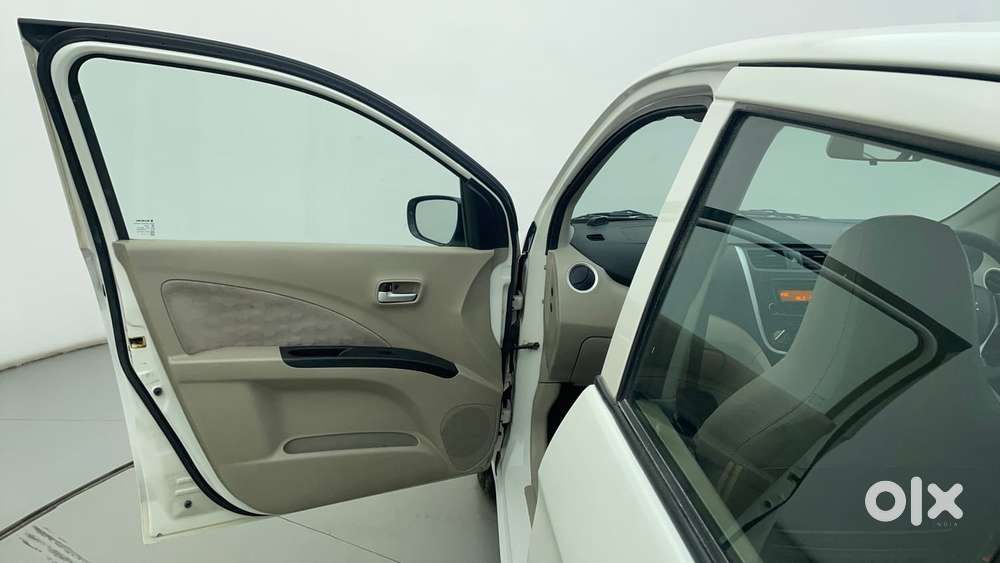 Maruti Suzuki Celerio Zxi Optional Amt, 2017, Petrol