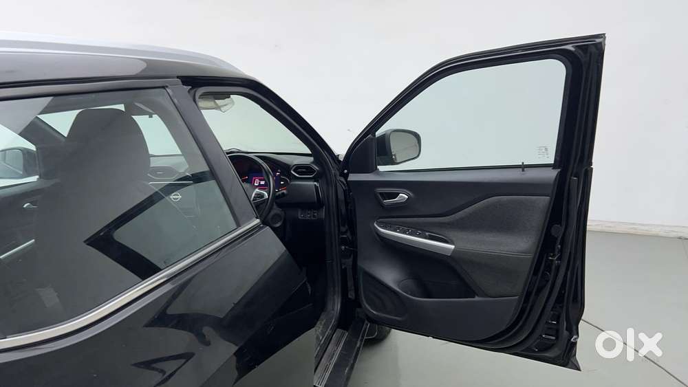 Nissan Magnite 1.0 Xv Premium Turbo Cvt, 2023, Petrol