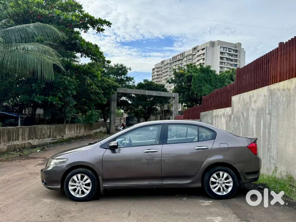 Honda City 1.5 V Petrol 2012